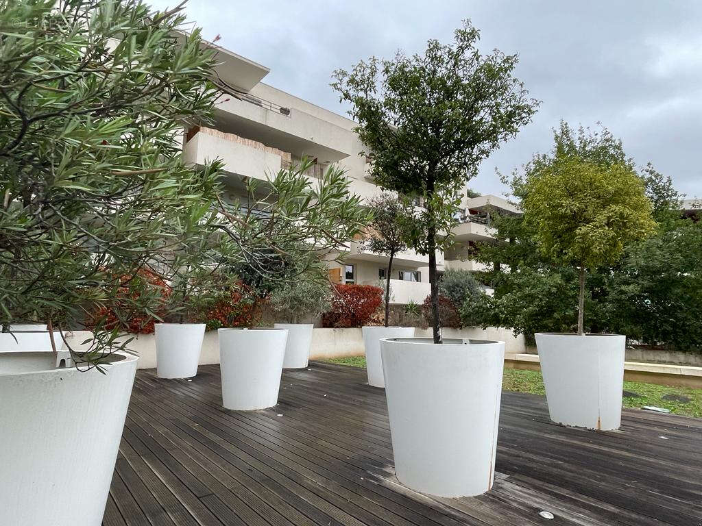 Appartement à JUVIGNAC