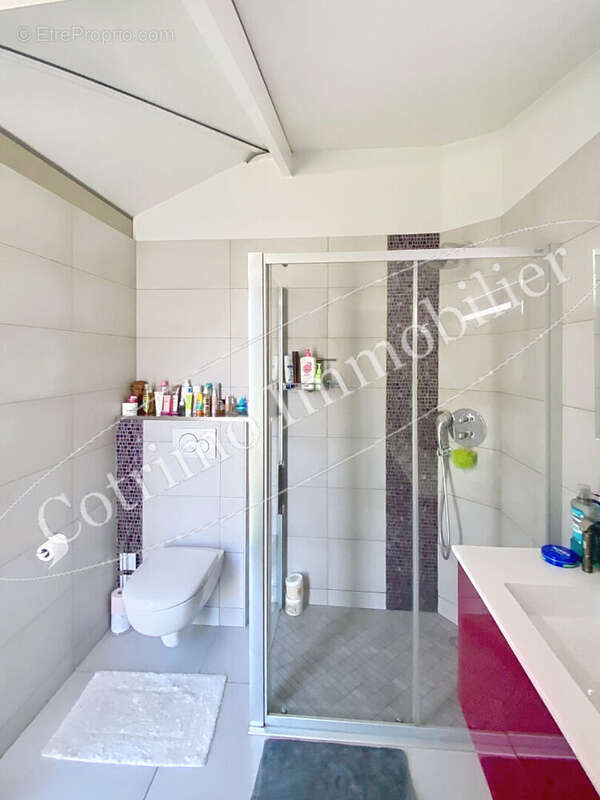 Genas Maison Plain pied 147m² Terrain 788m² - photo 11