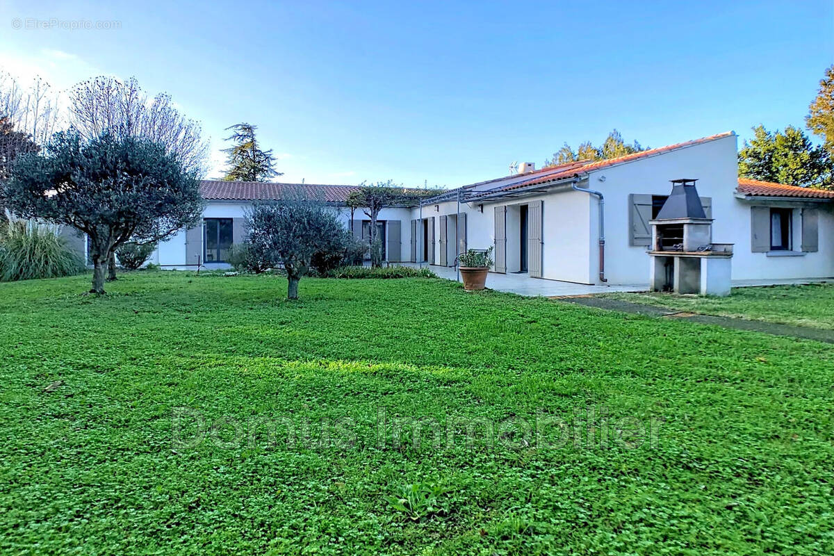 Maison à MORIERES-LES-AVIGNON