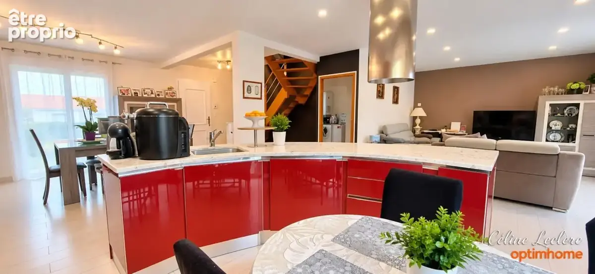 Chauche – maison familiale de 161 m² – 5 chambres – piscine – pièce de vie de 58,75 m² - photo 6