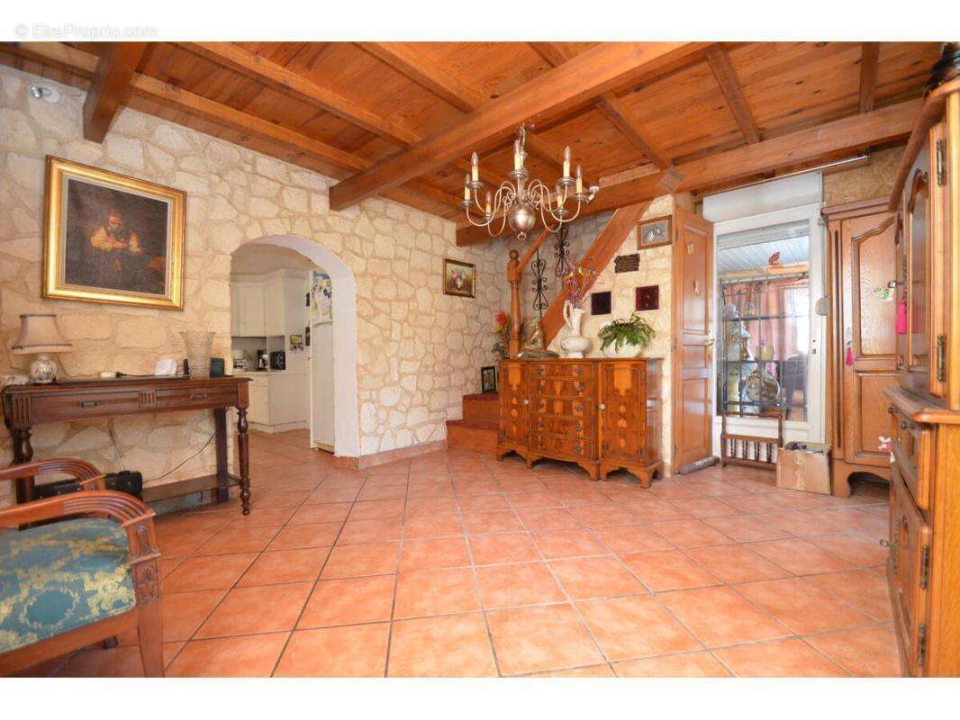 Maison 252 m² à Prigonrieux  - photo 4