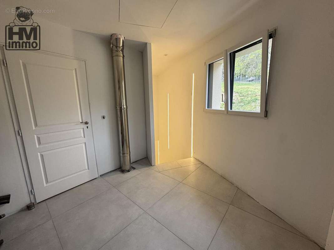 Maison 126 m² à Aureil  - photo 7