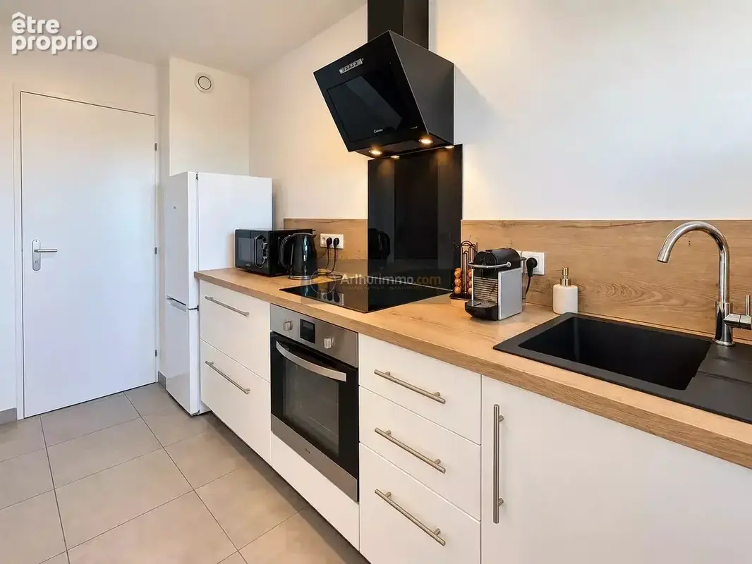 2 pieces en dernier etage frejus base nature - photo 5