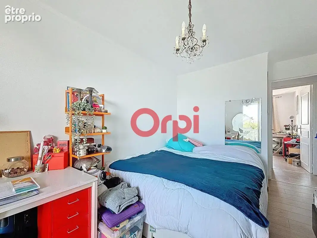 Appartement À Vendre t4 de 74m² à SIX-FOURS LES PLAGES avec possibilité garage en SUS - photo 5