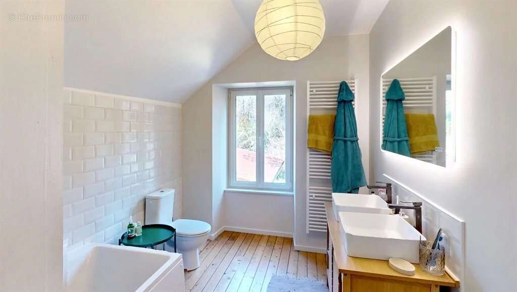 Maison à CLAIREFONTAINE-EN-YVELINES