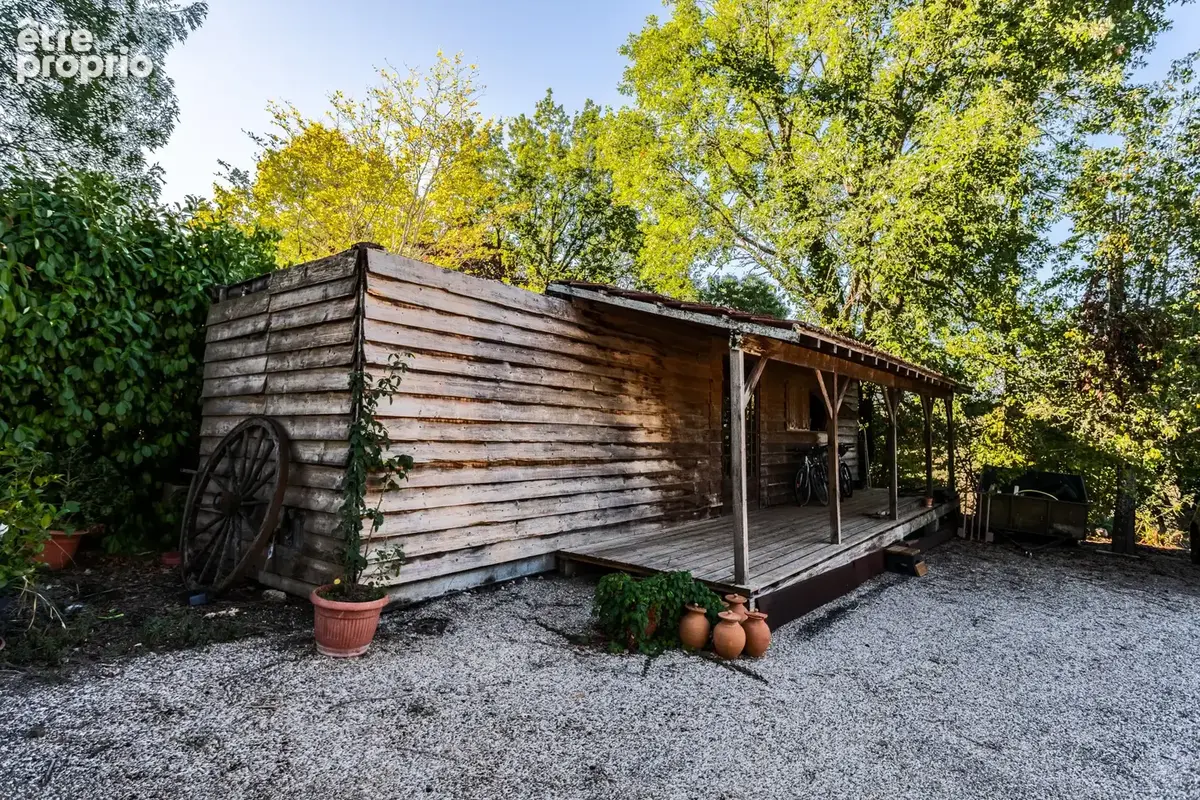 Maison de campagne avec annexe, piscine et terrain - photo 8