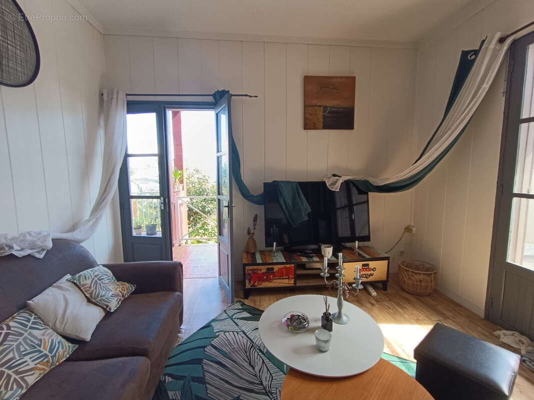 Appartement à PETITE-ILE