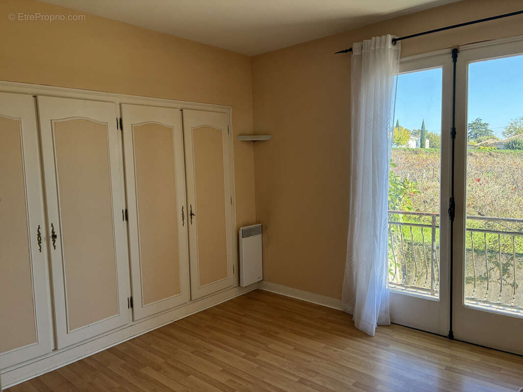 Maison à CASTILLON-LA-BATAILLE