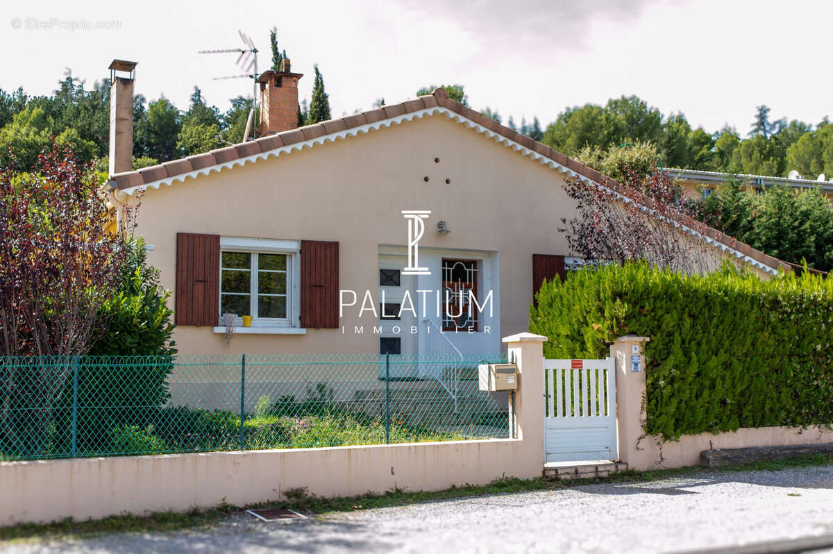 Maison à CHATEAU-ARNOUX-SAINT-AUBAN