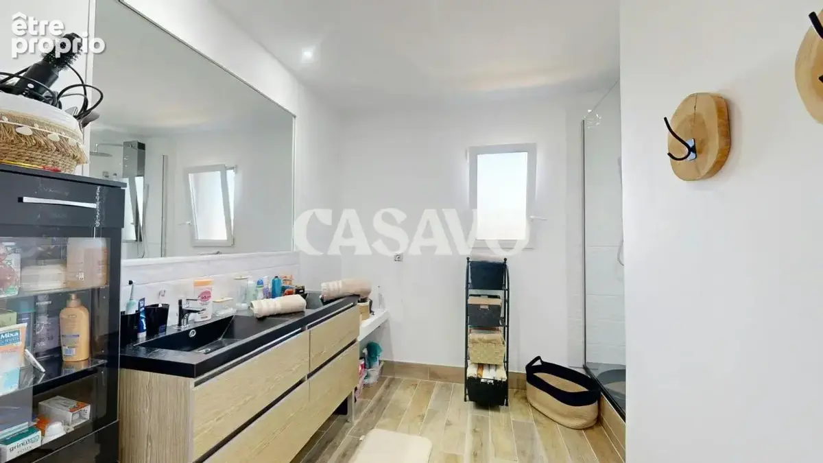 Vente Maison 10 pièces de 231m² - 84300 Taillades - photo 23