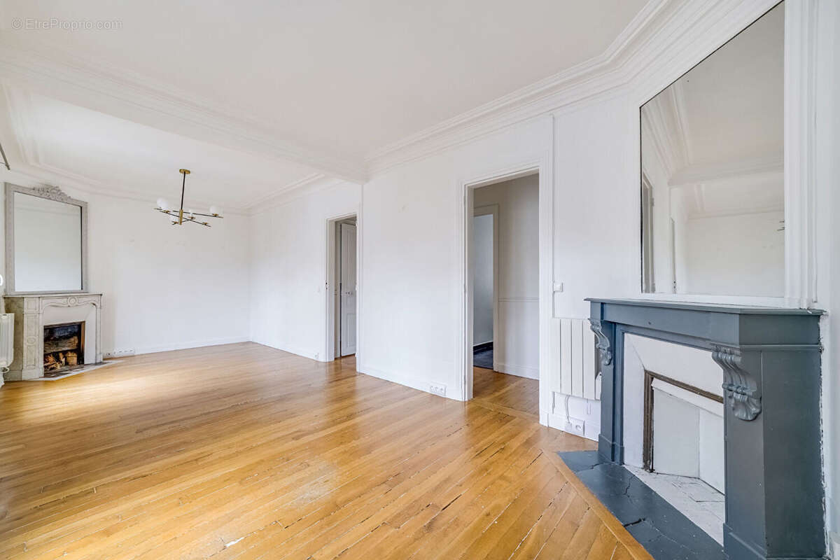 3 pièces en duplex avec balcon - Rue de la Pompe - Calme et lumineux - photo 4