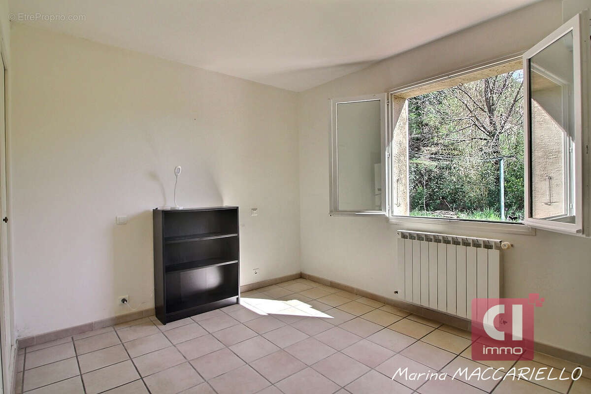 Villa 5 chambres - Pierrefeu Du Var, 7 pièces 204 m2 - photo 11