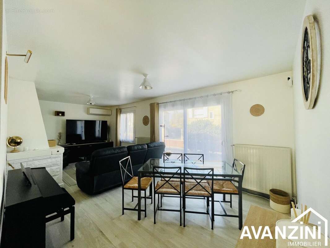 Maison à PIERRE-LEVEE