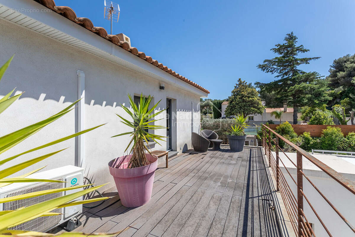 Maison à ENSUES-LA-REDONNE
