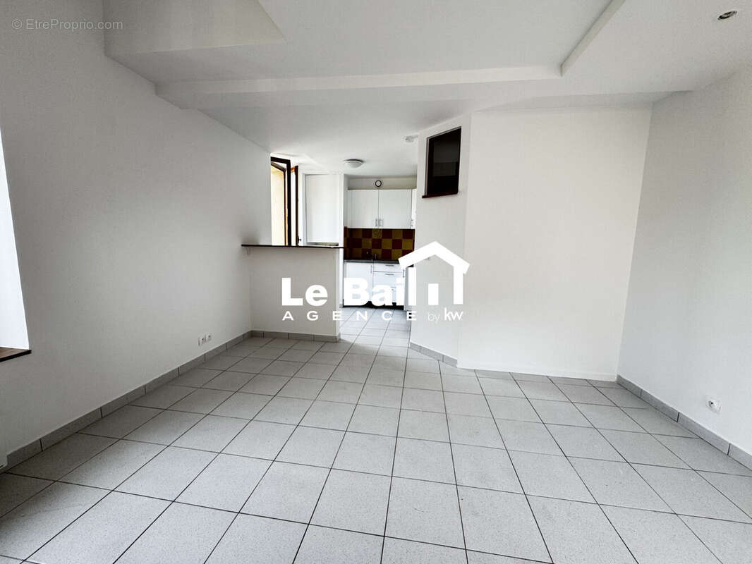 Appartement 38 m² à Pontoise  - photo 5