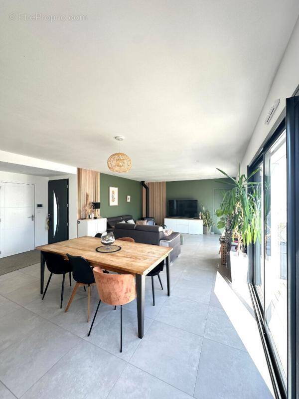 Maison à SAINT-ALBAN