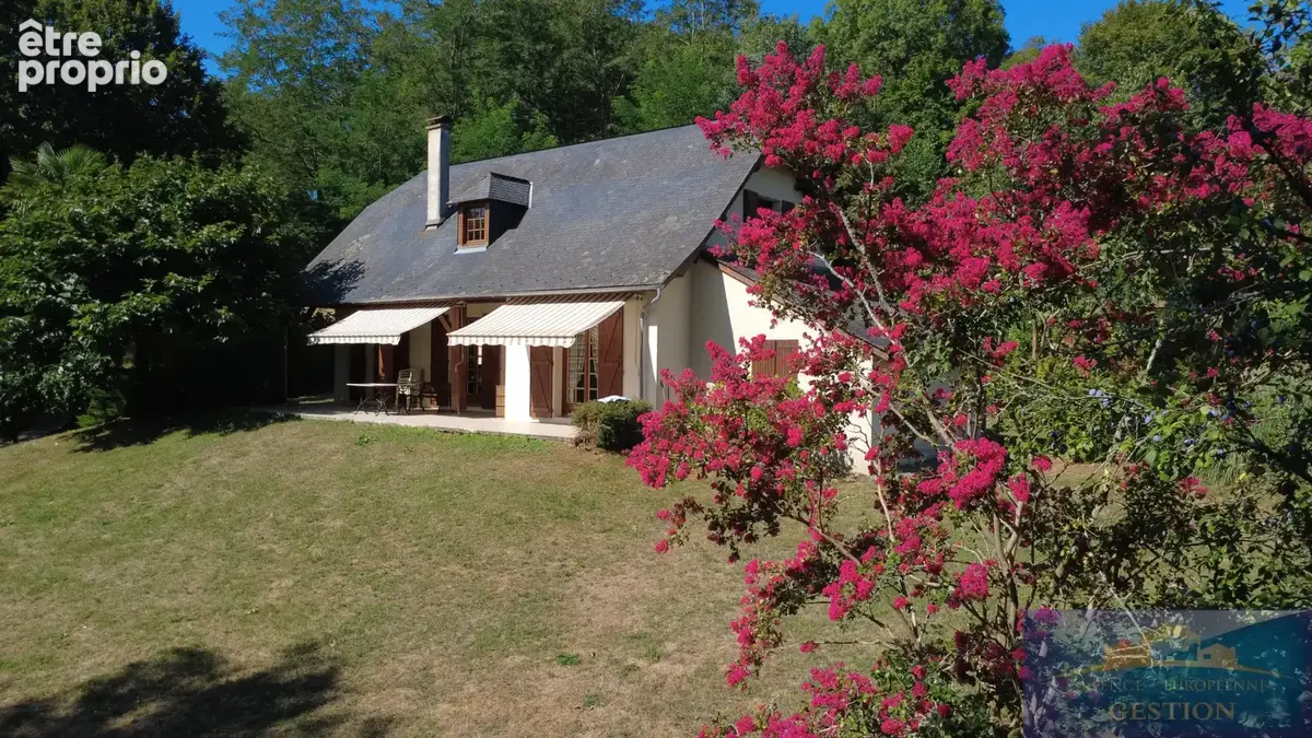 Maison sur les hauteurs de lamarque-pontacq - photo 17