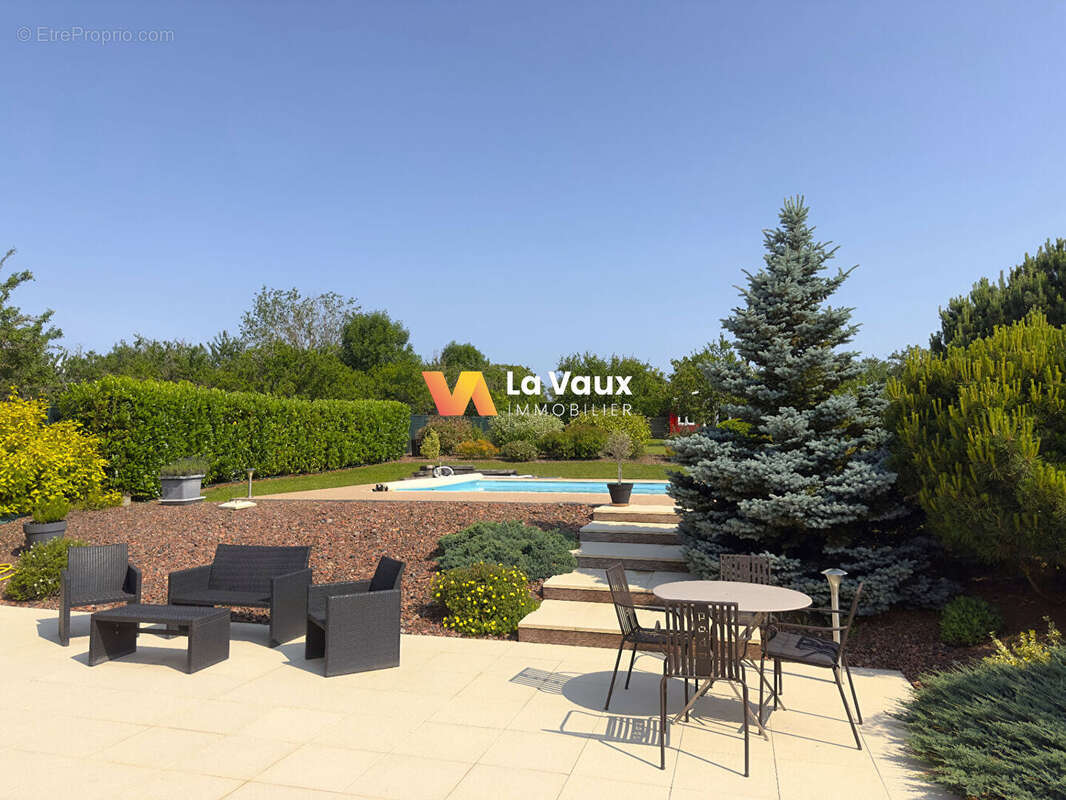 Maison à ORMES-ET-VILLE