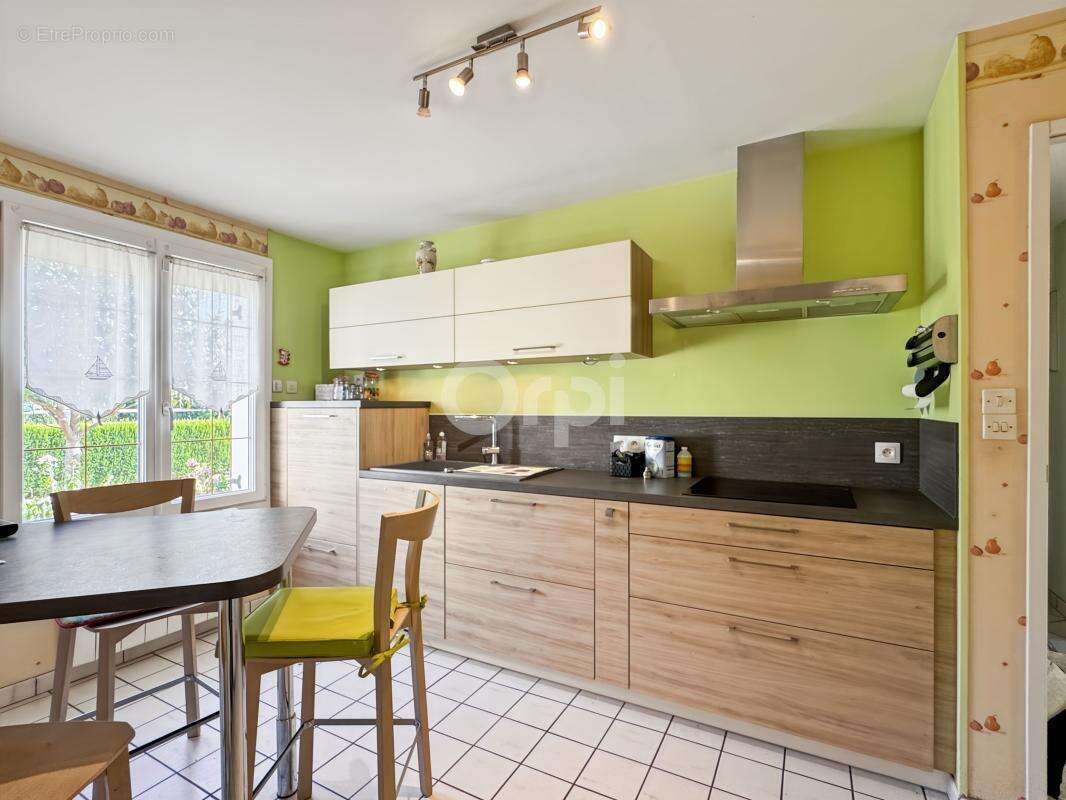 À vendre – Maison familiale aux portes d’Évreux - photo 3