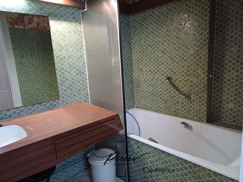 Maison à NUEIL-SUR-LAYON