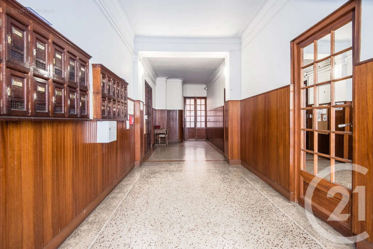Appartement 64 m² à Nice  - photo 14