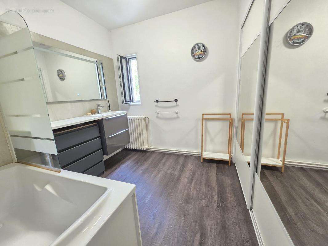 Maison à BOIS-GUILLAUME