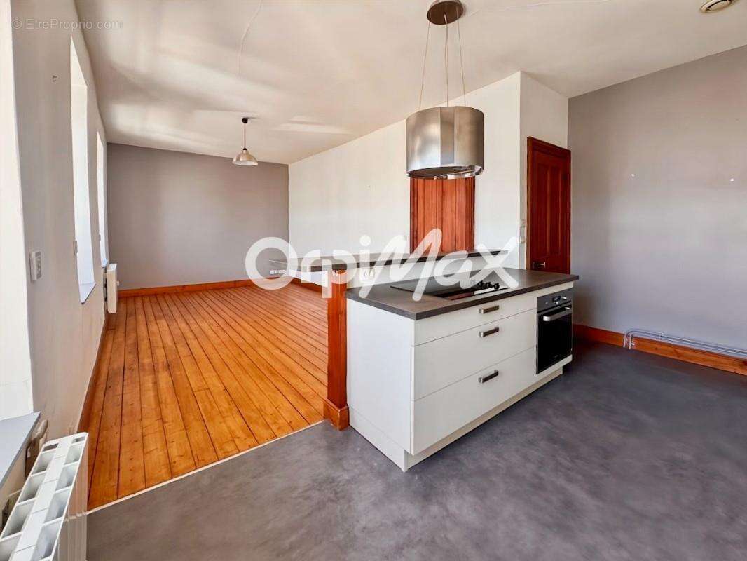 À vendre en exclusivité à wimereux • appartement de caractère 2 chambres avec garage • - photo 4
