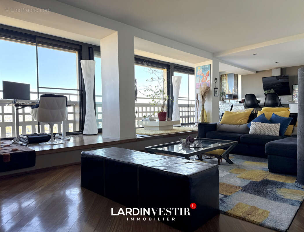 Appartement à SAINTE-FOY-LES-LYON