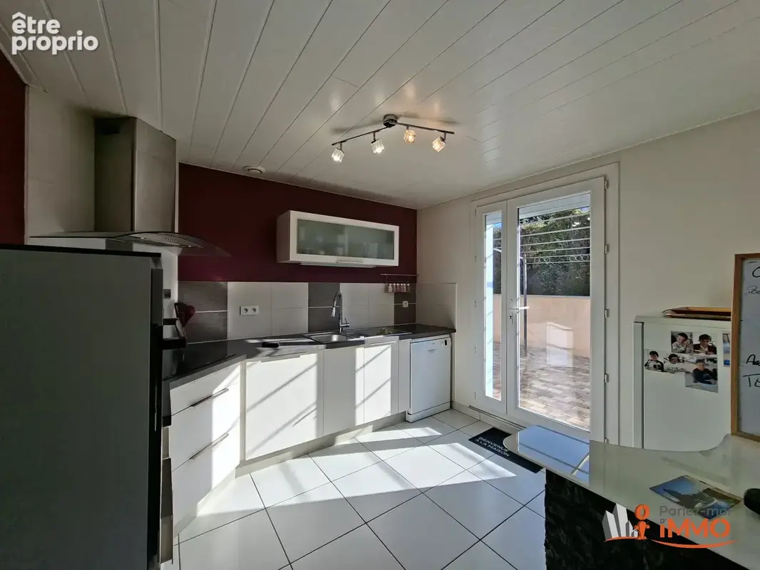 Maison 5 pièces 98 m² à vendre à Chamboeuf (42330) - photo 4