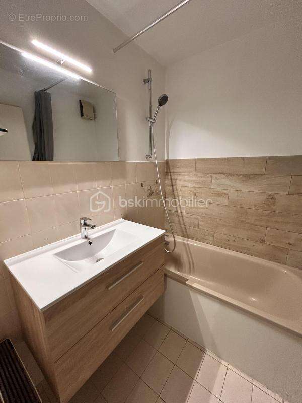 Appartement à AIX-LES-BAINS