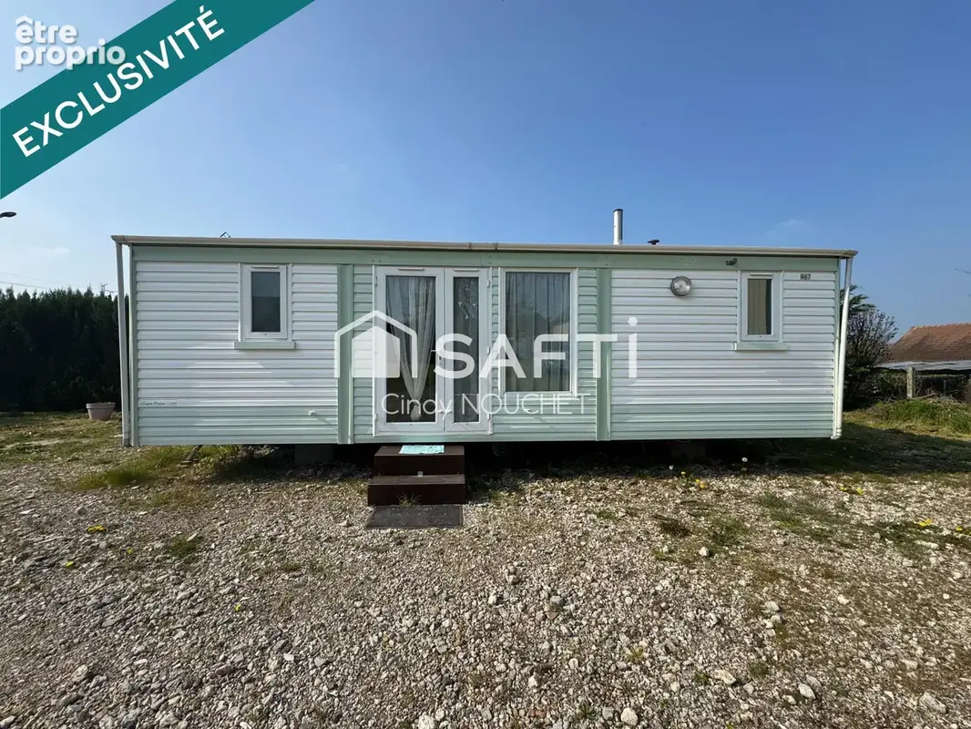 Terrain 975 m² à Mansigne · 33 000 €