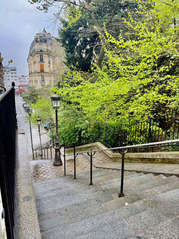 Appartement à PARIS-18E