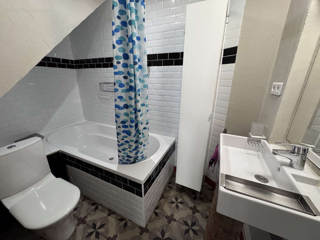 Maison à VILLENEUVE-LES-MAGUELONE