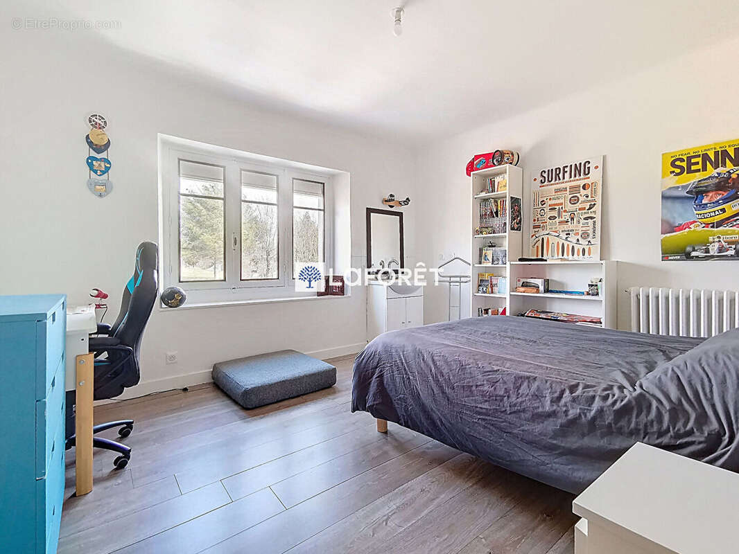 Maison à LE MALZIEU-VILLE