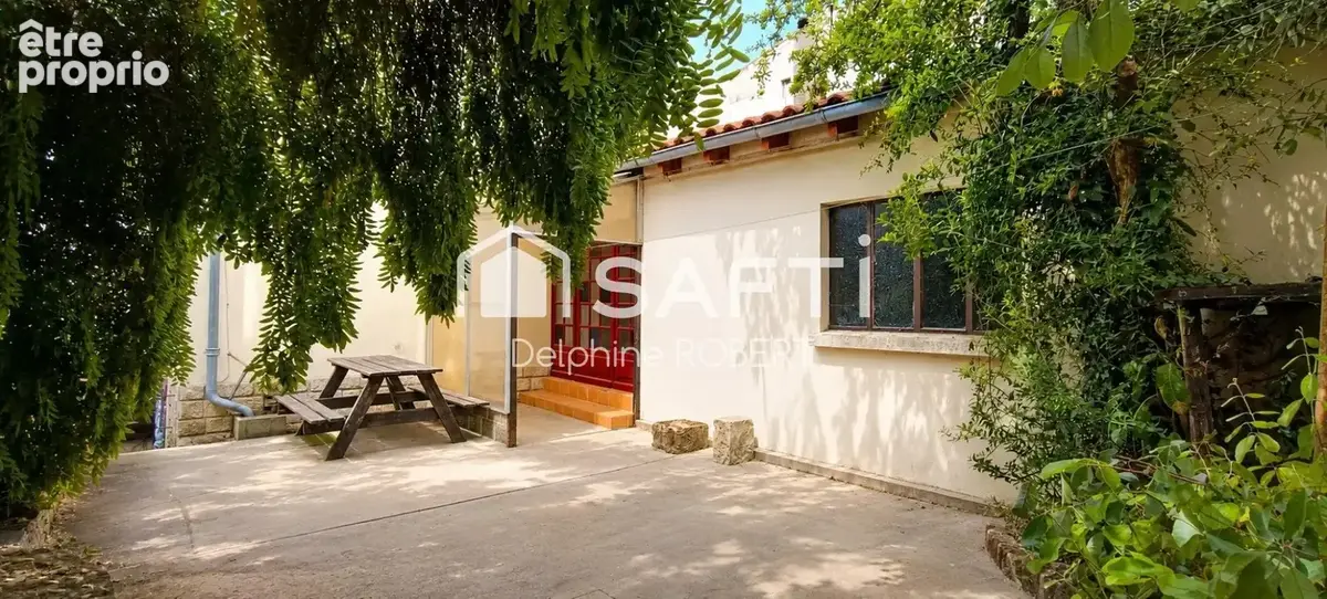 Photo 1 - Maison à SAINTES