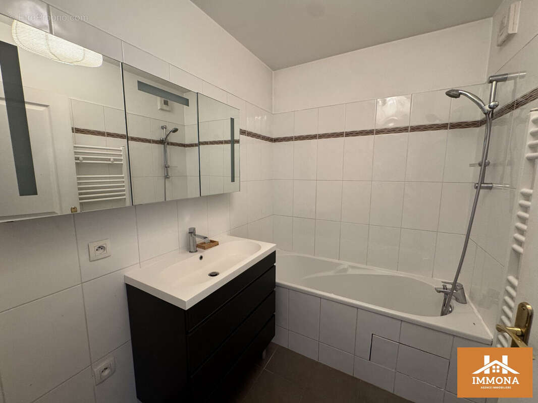 Appartement à SAINT-DENIS