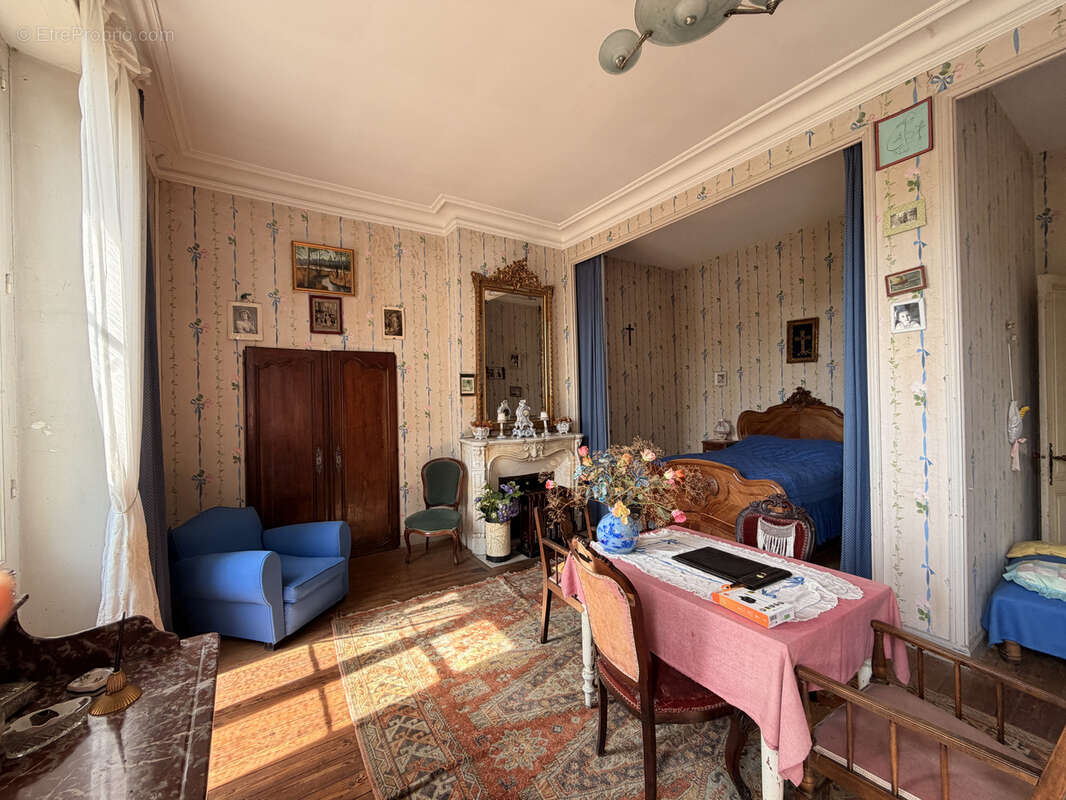 Manoir de caractère et sa maison de gardien au cœur d'un petit village charentais - photo 12