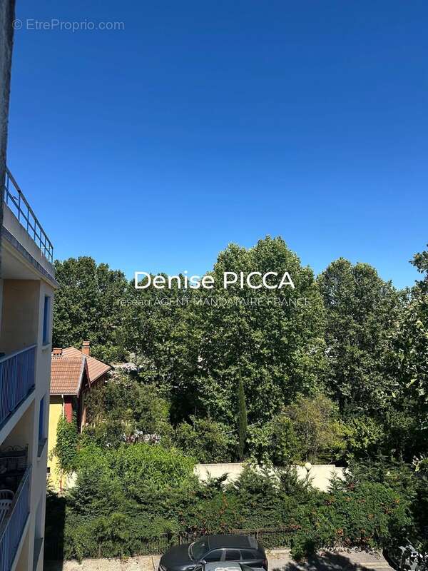 T3 dernier étage - Vue Sainte Victoire - 10 mn Rotonde - Résidence sécurisée - photo 3