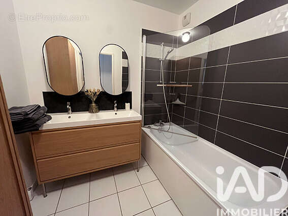 Photo 8 - Appartement à SAINTE-GENEVIEVE-DES-BOIS