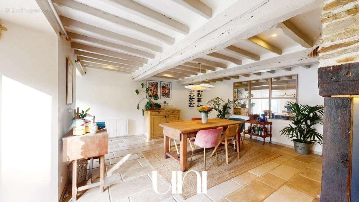 Maison à TROIS-MONTS