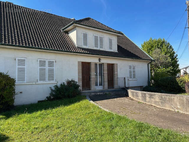 Maison à CHAUMONT