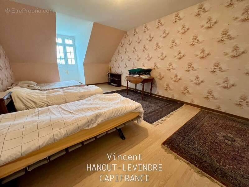 Maison à CHATEAUNEUF-SUR-SARTHE