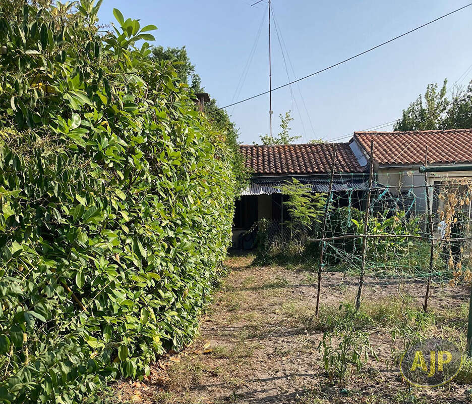 Maison à SAINT-LAURENT-MEDOC