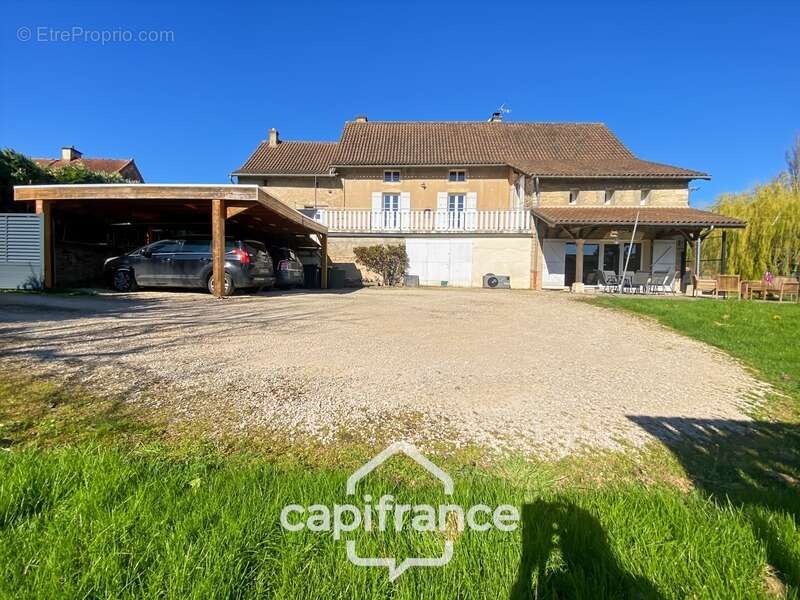 Maison à vendre 8 pièces  (71) - photo 3