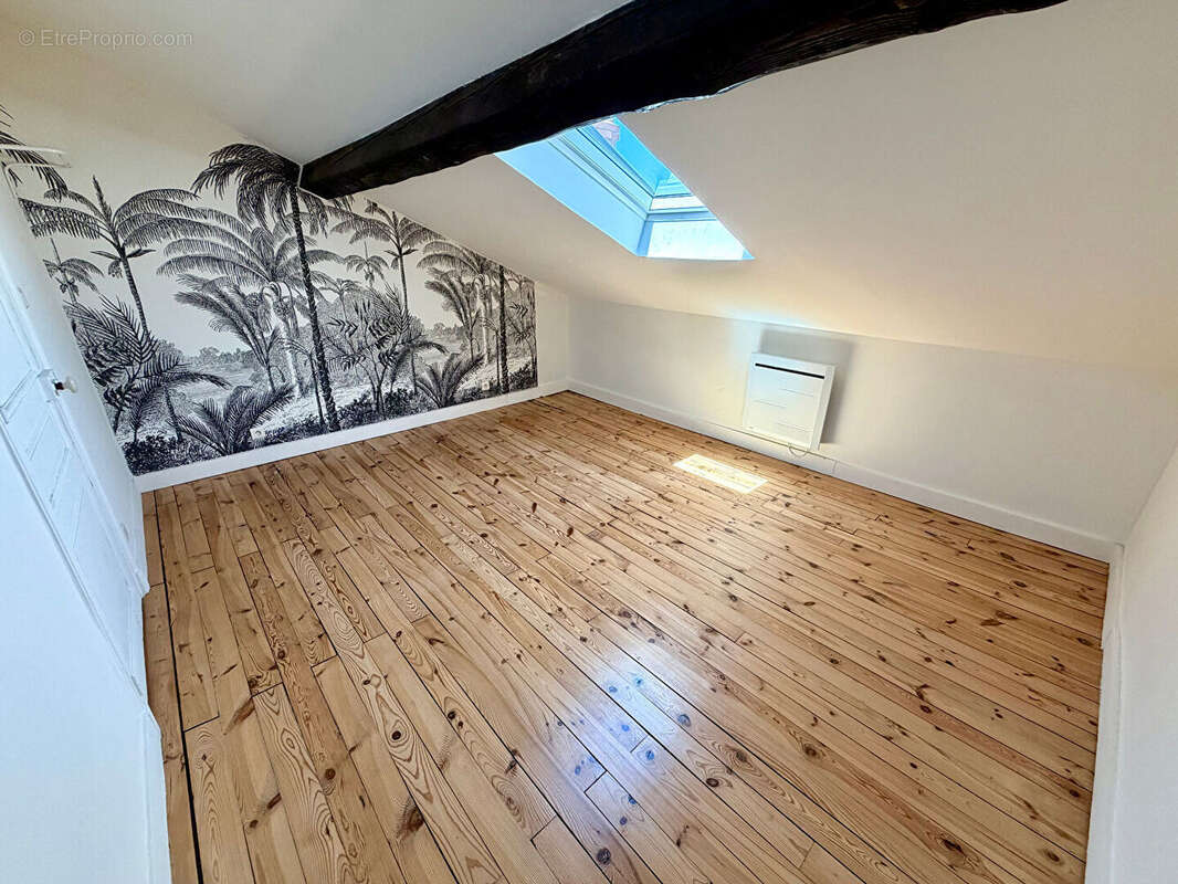 CLERMONT-FERRAND / Appartement à vendre de type 2 Les Salins - Limite Chamalières ! - photo 6