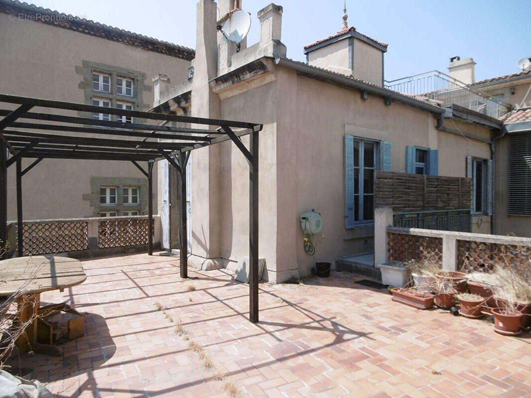 Appartement à CARCASSONNE