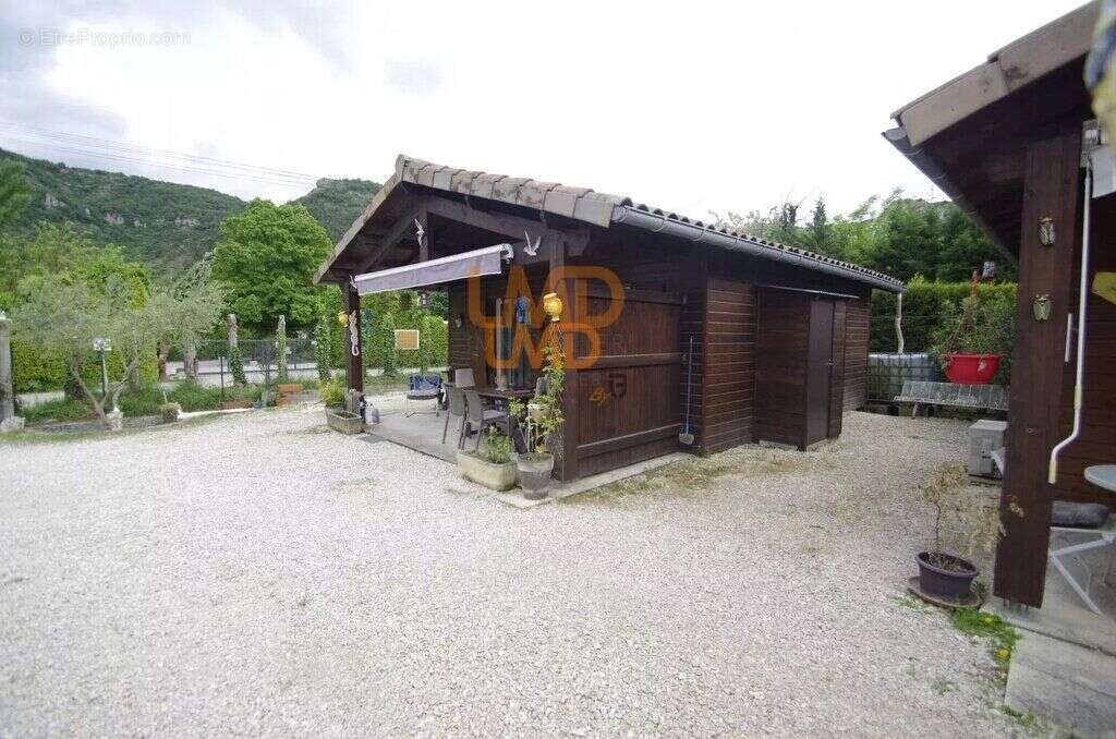 Maison à SAINT-JULIEN-EN-SAINT-ALBAN