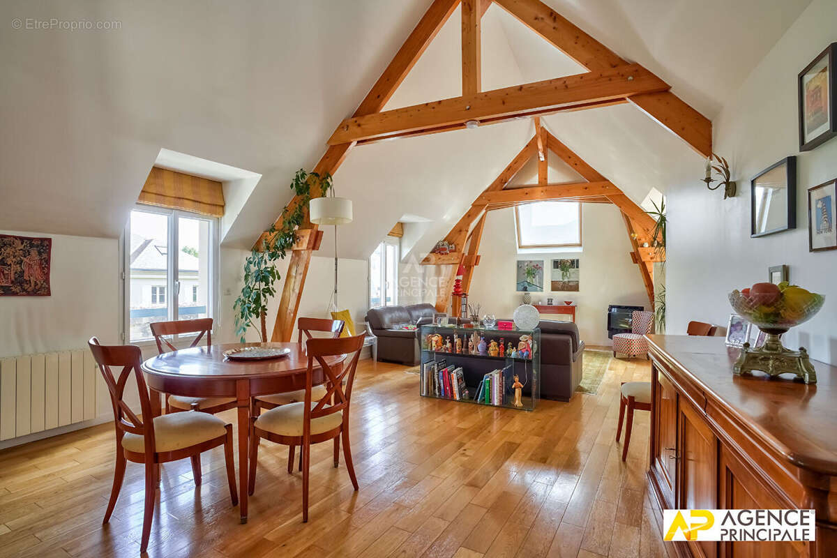 Appartement à MAISONS-LAFFITTE