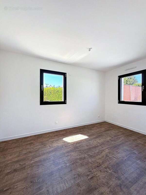 Photo 2 - Maison à ISSE