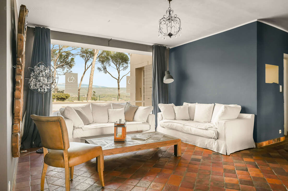 Maison à LA CADIERE-D'AZUR